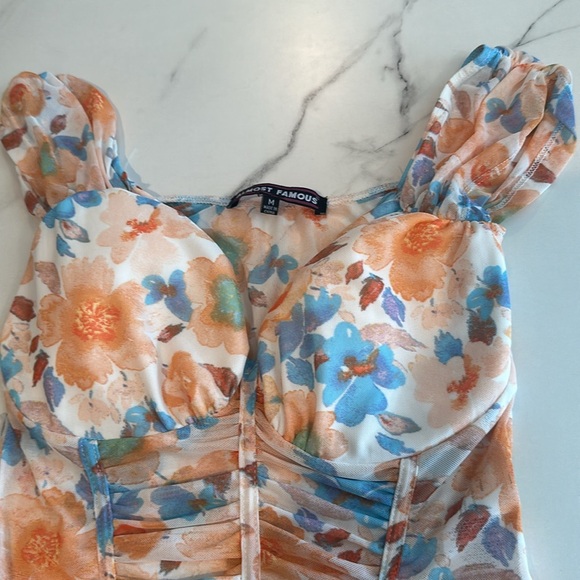 Almost Famous white and peach bustier with sweetheart neckline, Medium. - Picture 2 of 4